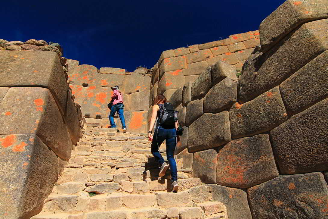 Cusco - Sacred Valley – Ollantaytambo