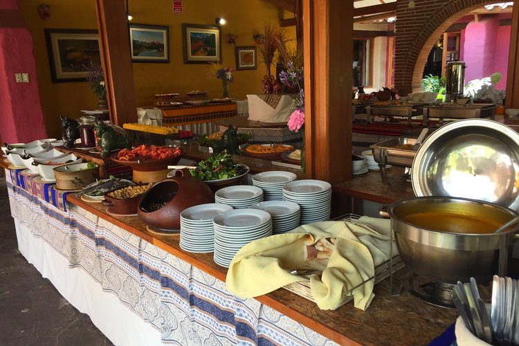 Alhambra Restaurants in The Sacred Valley