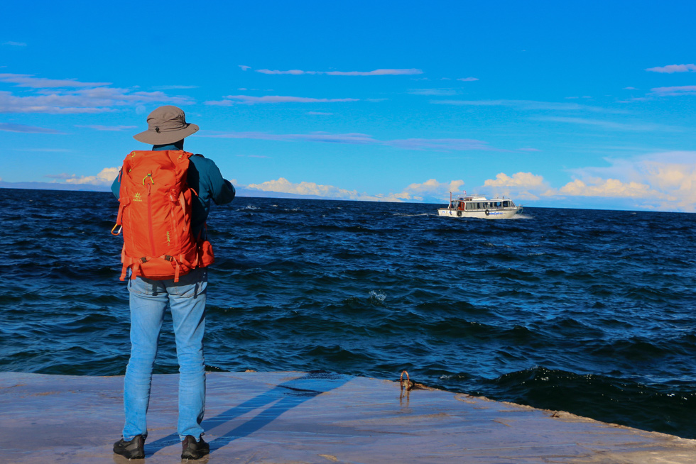 Uros Luxury Lodge to Juliaca or Bolivia